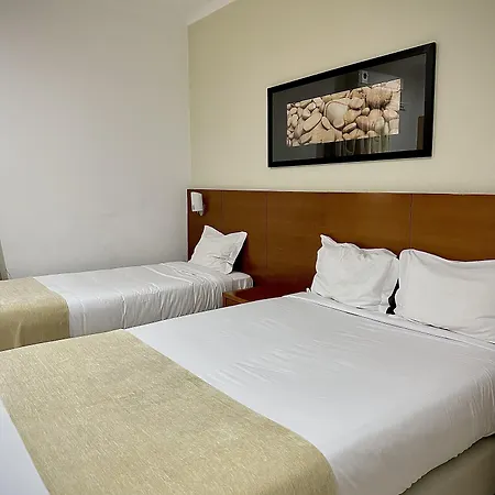 Be One - By Mhmb Hospitality Hotell Caldas Da Rainha