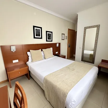 Be One - By Mhmb Hospitality