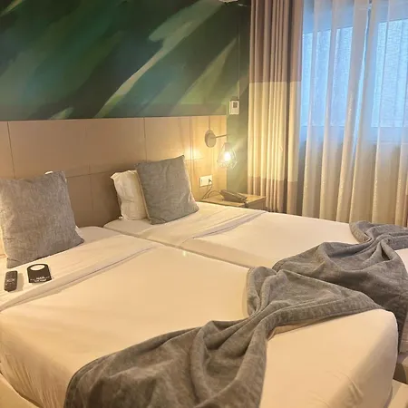 Be One - By Mhmb Hospitality 3* Caldas Da Rainha